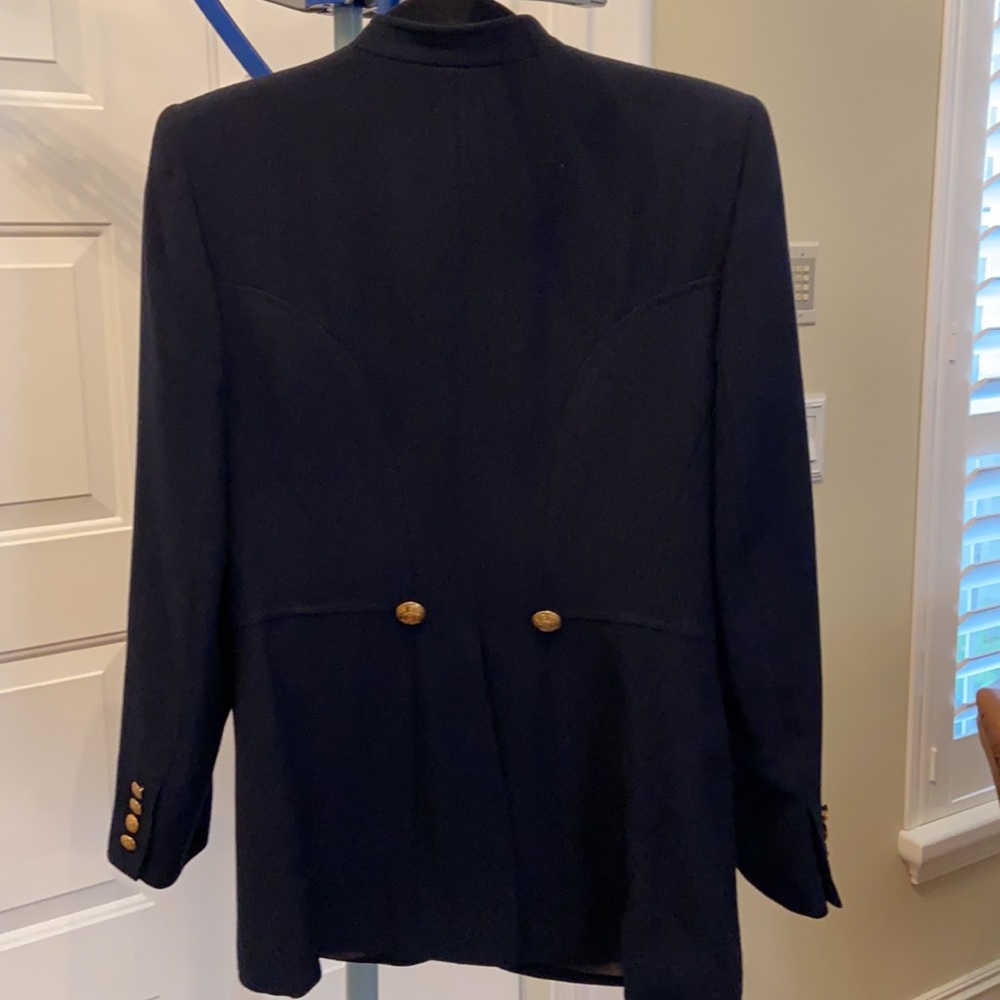 Lauren Ralph vintage classic blazer fits like a 6P - Picture 5 of 6